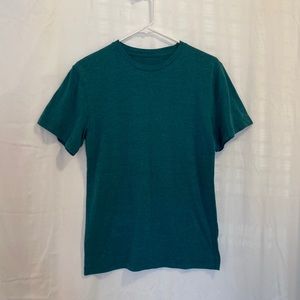 West 49 Short Sleeve Tshirt - size S